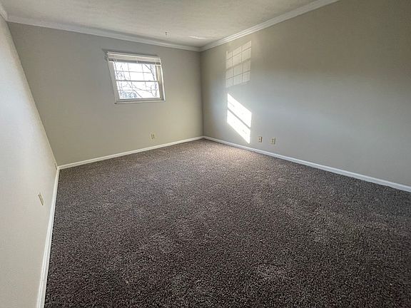 4th image of 4506 Landside Dr #8
