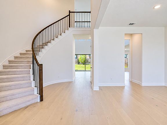3rd image of 4912 Bruco Ln