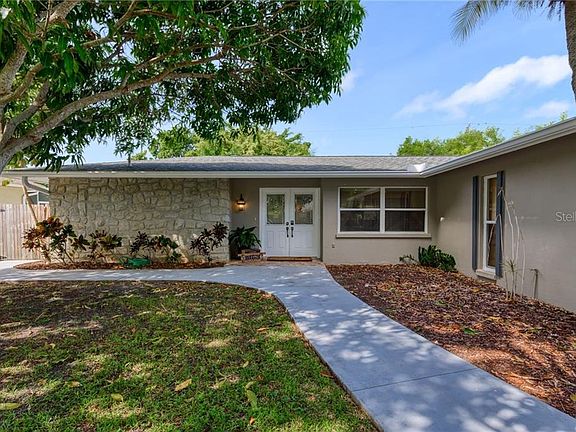 3rd image of 2280 Blackwood Dr
