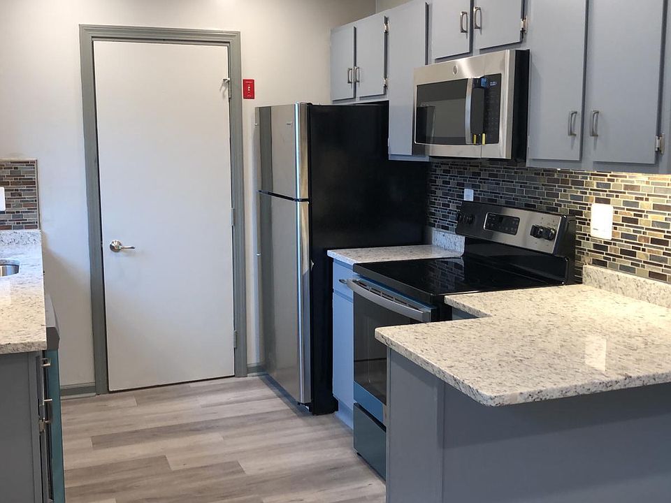 1st image of 94 West St #55