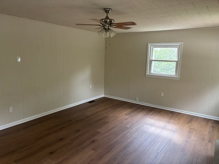 212 Zandale Dr — Photo 25