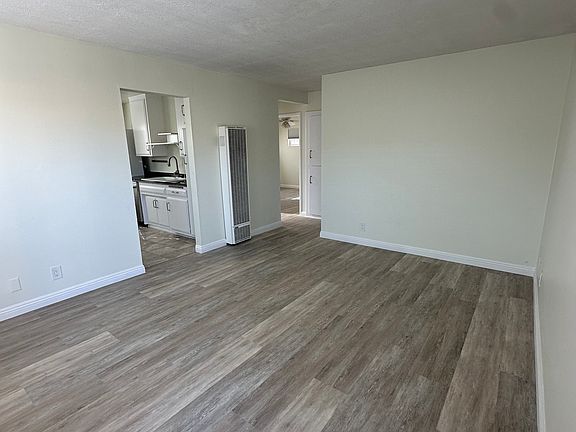 2nd image of 705 S Pacific Coast Hwy APT D