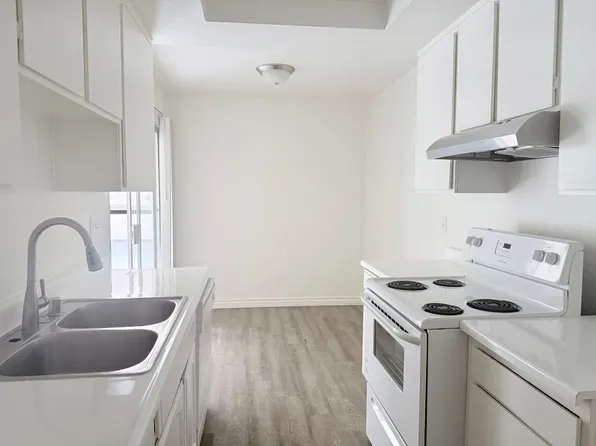 331 Ardmore Avenue Apartments - Prime Location in Koreatown