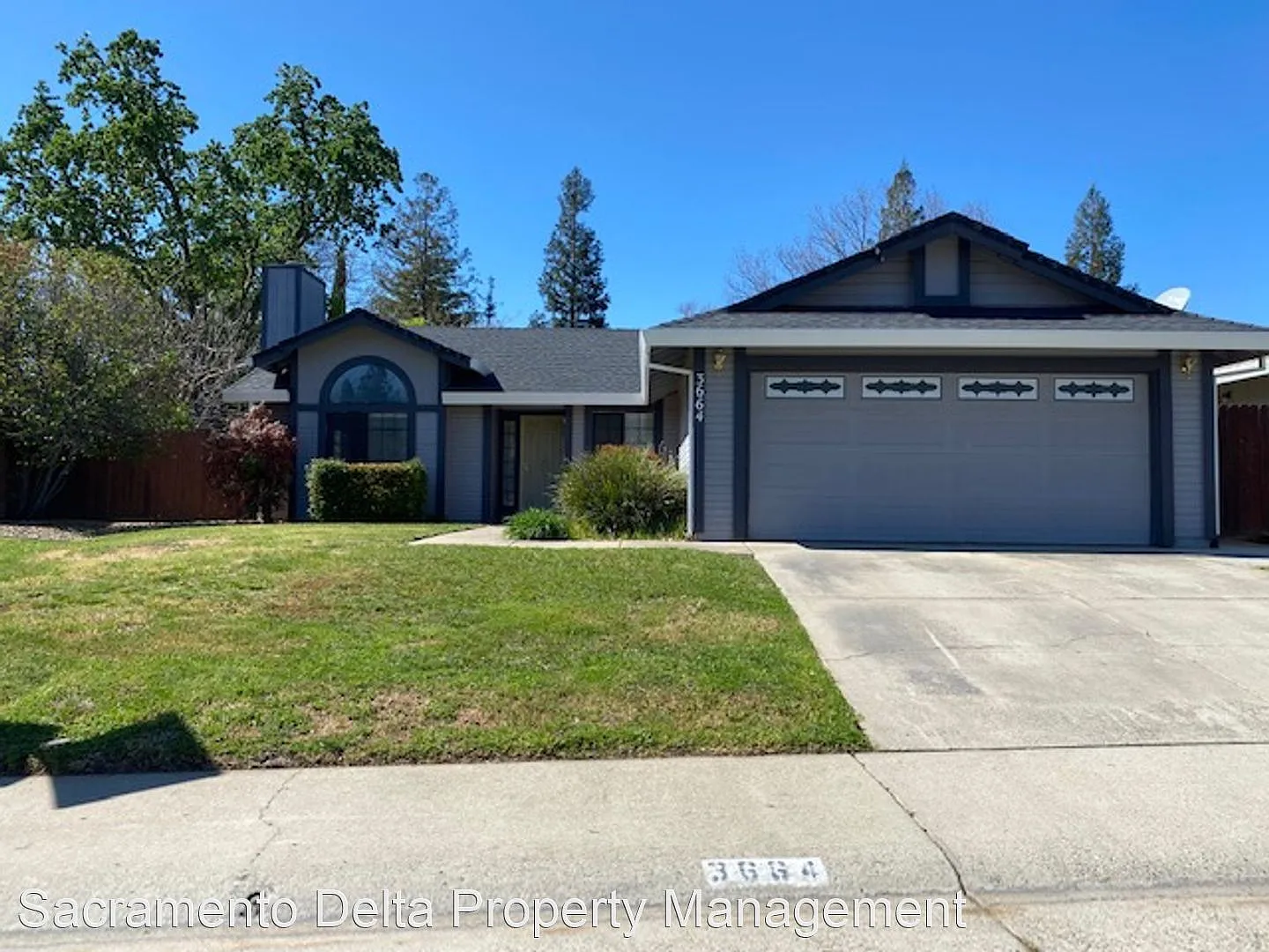 3664 Rollins Way photo 1