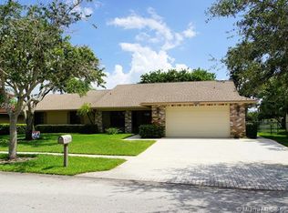 20010 NW 8th St, Pembroke Pines, FL 33029