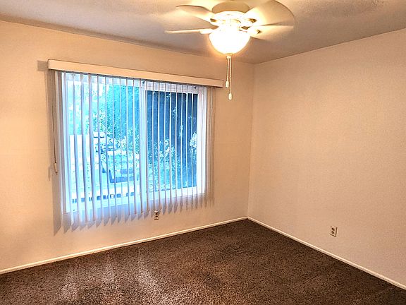 3rd image of 522 N Towne Ave APT 5