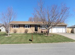 105 Pine Ct, Colona, IL 61241