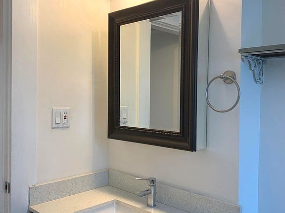 5th image of 1446 Jackson St APT 6