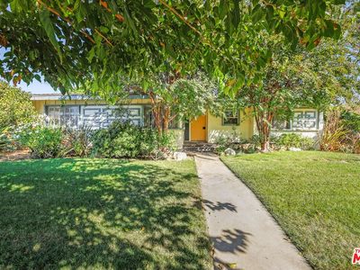 8400 Brimfield Ave, Panorama City, CA, 91402