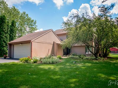 1423 Charnbrook Dr, Johnsburg, IL, 60051