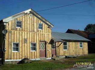 31 Hayesburg Rd, Brant Lake, NY 12815