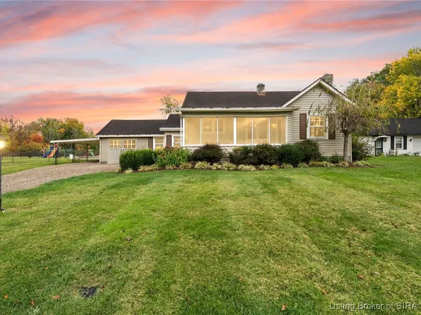 1573 Eastwood Avenue, New Albany, IN 47150