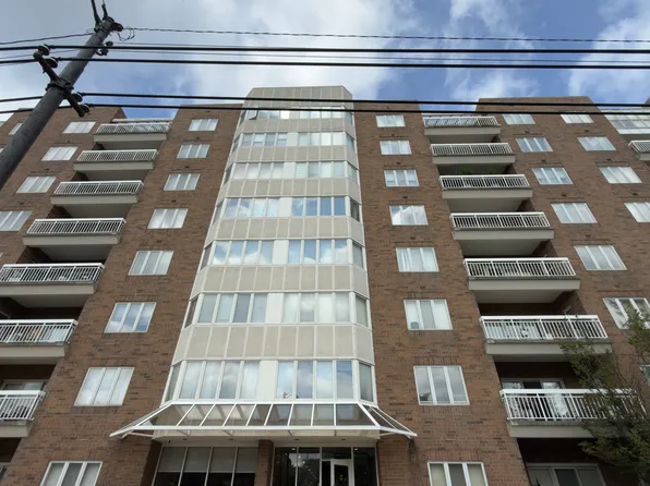 Chelsea Condos