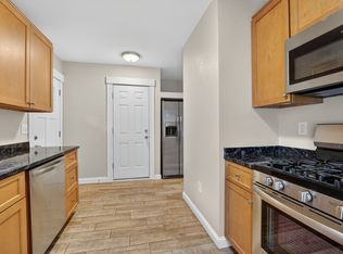 25 Main St #3, Somerville, MA 02145