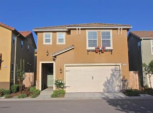 1544 N Mosaic Way, Clovis, CA 93619