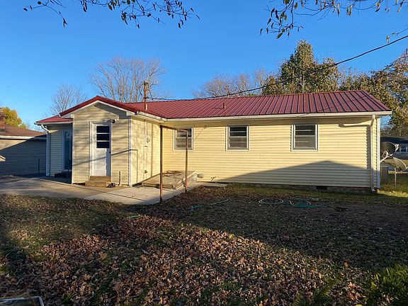 2nd image of 715 Clark Cir