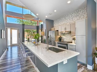 270 Enterprise Way, Palm Springs, CA 92262