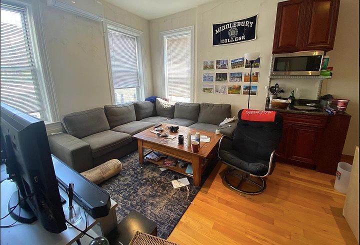 1st image of 180 Lexington Ave #3AA