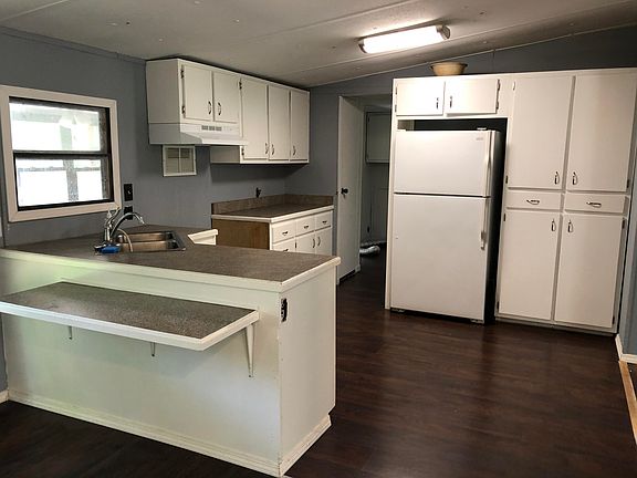 3rd image of 5014 Atoka Ln
