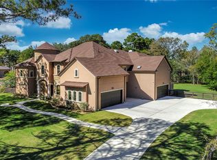 27 Royal King Rd, Tomball, TX 77377