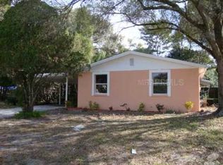 8715 N River Forest Cir, Tampa, FL 33604