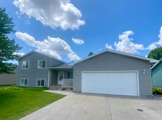 58 La Platte Rd, Kearney, NE 68845