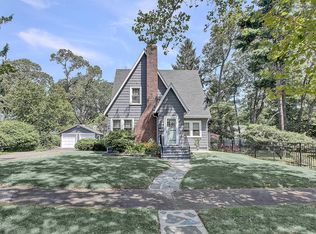 263 Lawrence Ave, Oakhurst, NJ