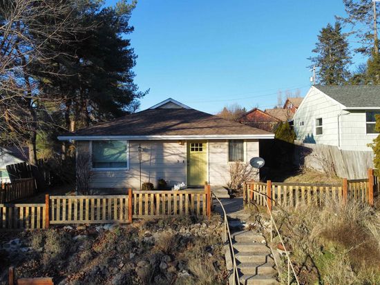 328 NW Webb St, Pullman, WA 99163