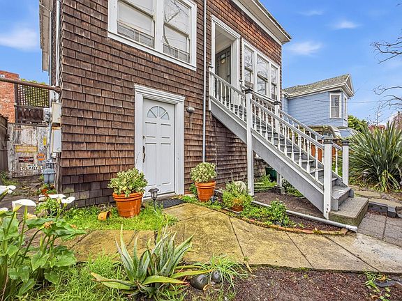 3rd image of 2013 9th St