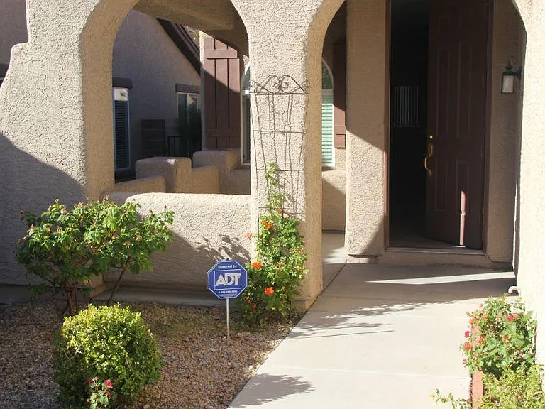 281 Bamboo Forest Pl — Photo 2