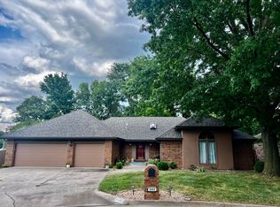 3402 S Valley View Ave, Springfield, MO 65804