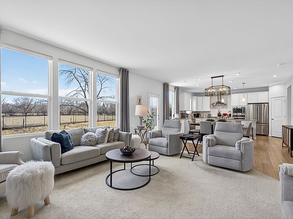 4th image of 2110 Silver Leaf Dr