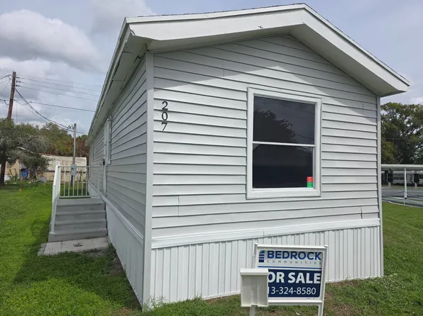 207 S Mount Carmel Rd, Brandon, FL 33511