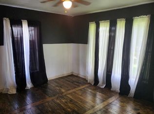 104 W Whelan St, Jefferson, TX 75657