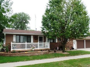 202 Indiana Ave, Iowa Falls, IA 50126