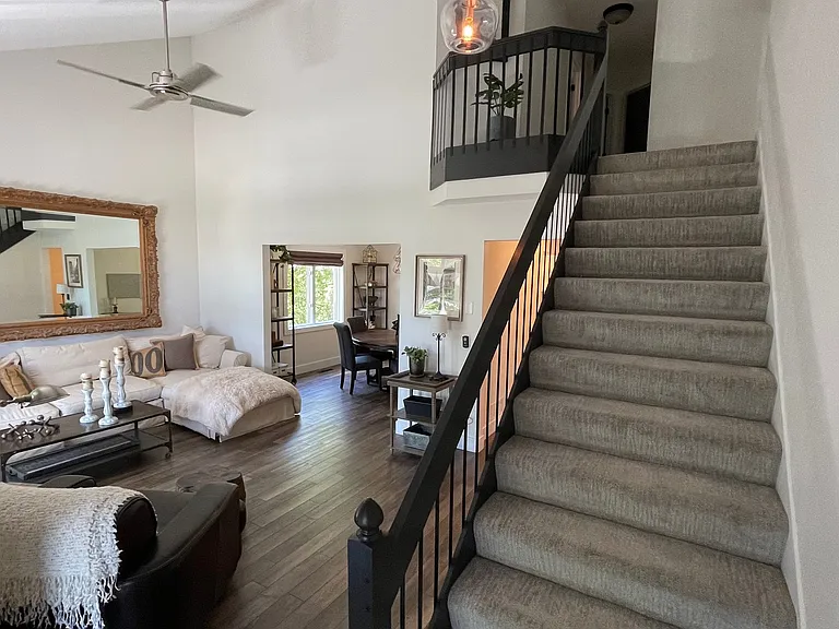 15576 Canyon Rdg — Photo 15