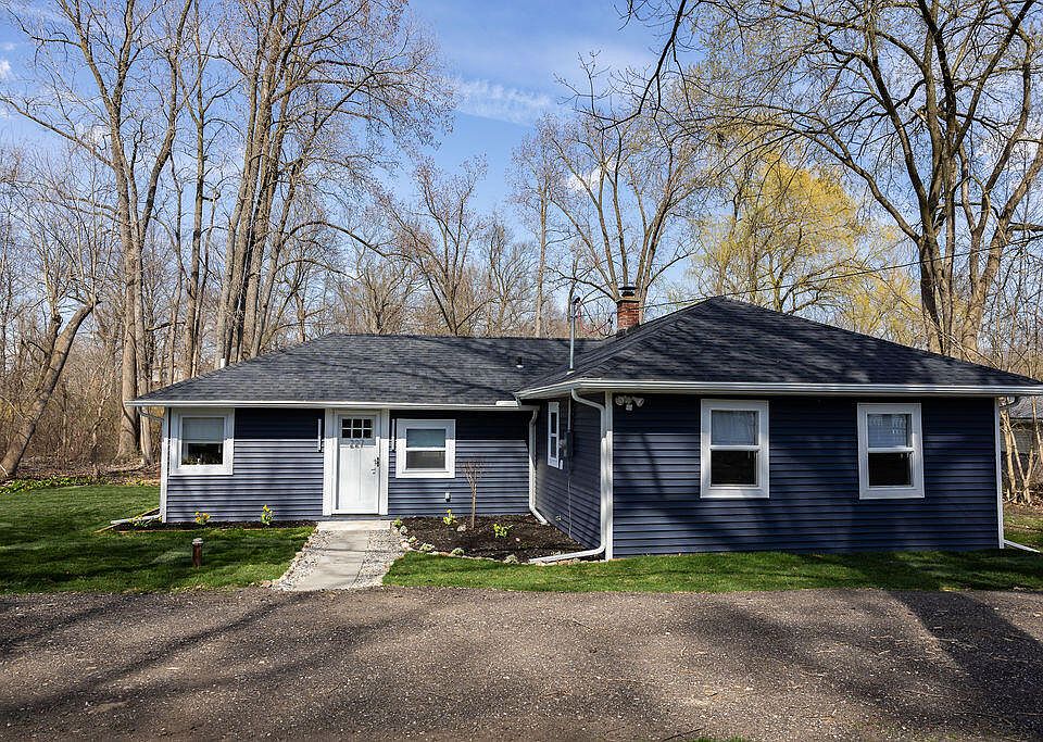 1st image of 227 Bramblebrae Dr