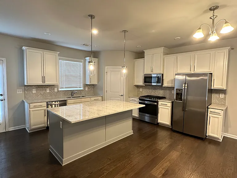 3040 Regal Crown Dr — Photo 3