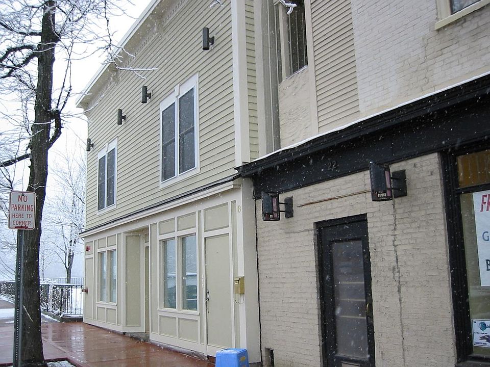8 Main St
