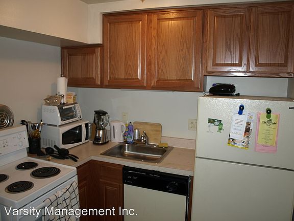 3rd image of 911 South Frst APT 03