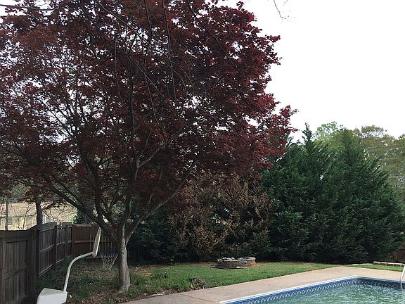 3rd image of 4531 Cedar Knoll Dr NE