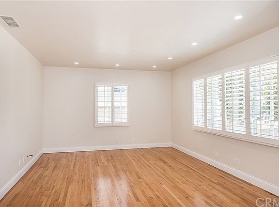 5th image of 936 Sorock Dr