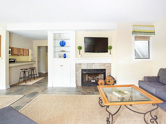 4th image of 4917 Green Dolphin Way
