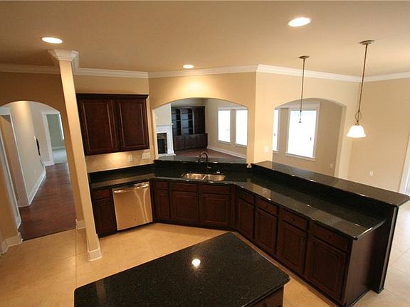 5th image of 24731 Knollwood Dr