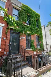 119 Pioneer Street