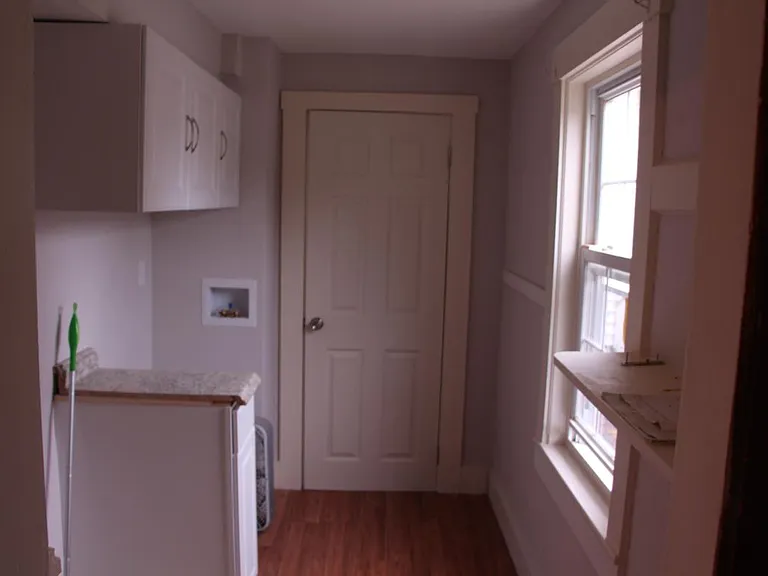 laundry Rm
