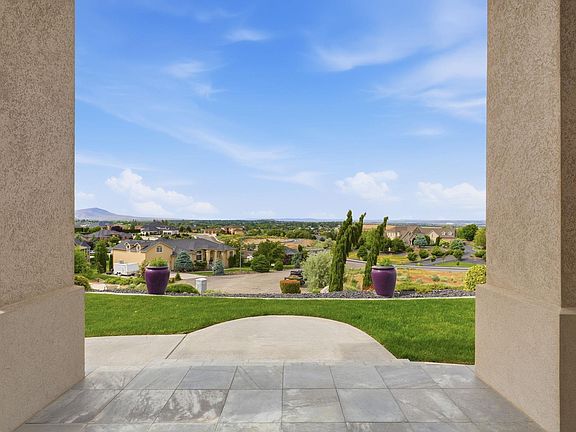 5th image of 1146 Percheron Pl