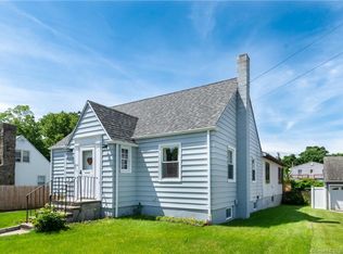 255 Sunrise Ter, Bridgeport, CT 06606