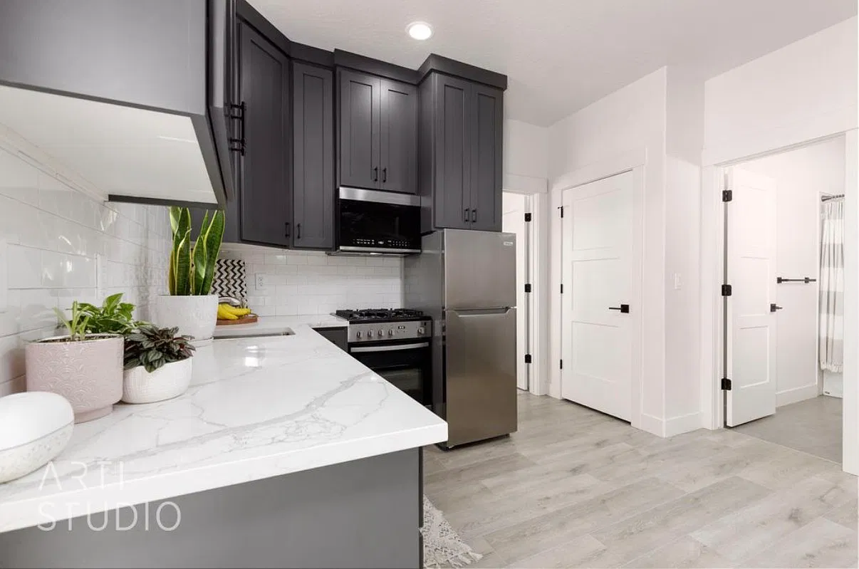 1 bed, 800 sqft, $1,400 — Photo 3
