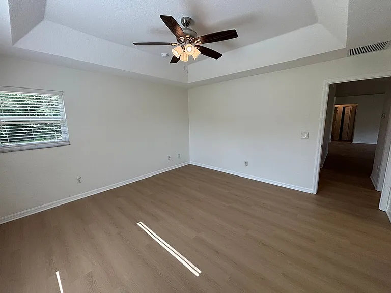 10417 SW 52nd Ct — Photo 18